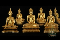 พระพุทธรูป 8 สมัย ปิดทองคำเปลว